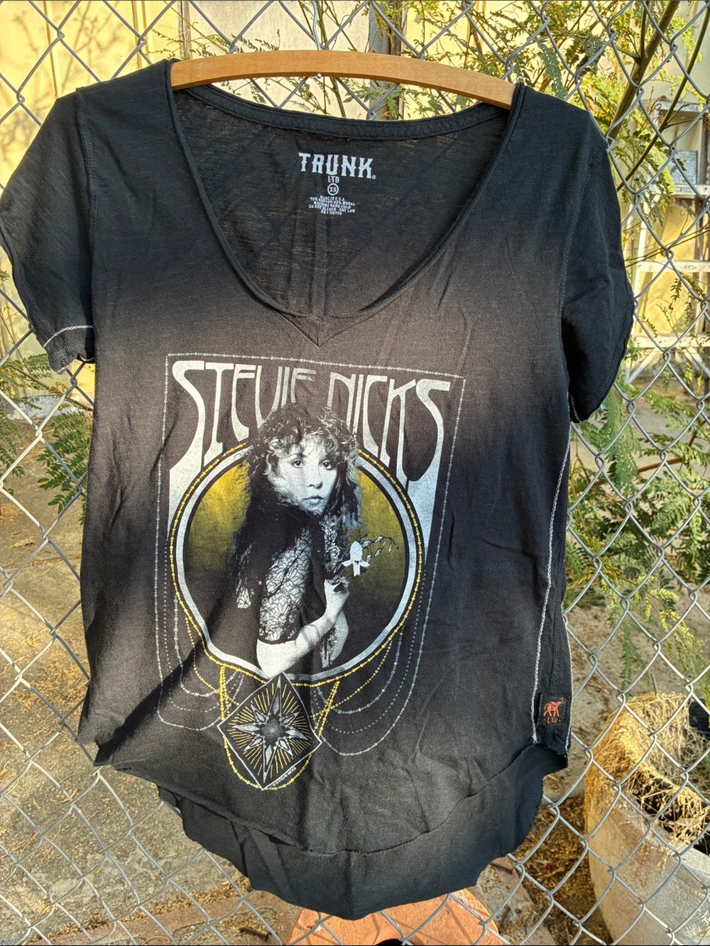 Trunk Ltd 2018 Black Stevie Nicks Graphic Tee size XS